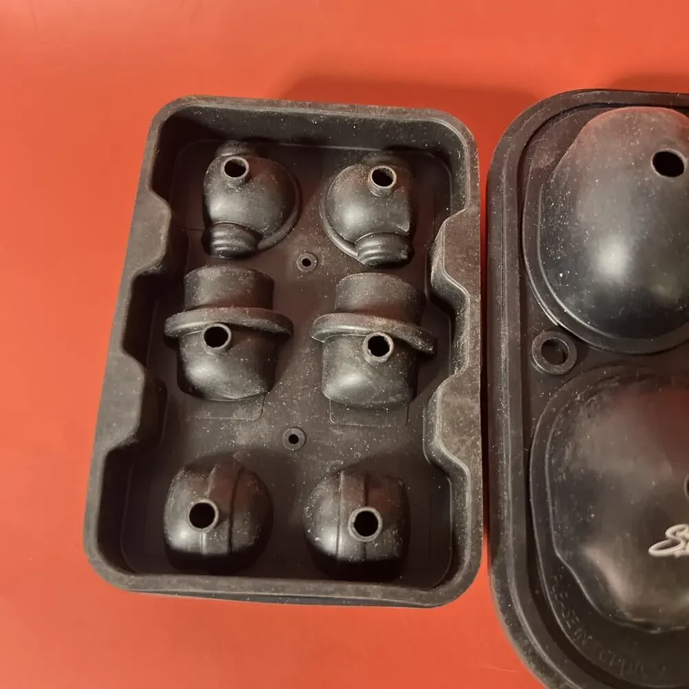 Skull Silicone Ice Molds • Med/Lrg Cavities • Food‑Grade • Set of 2